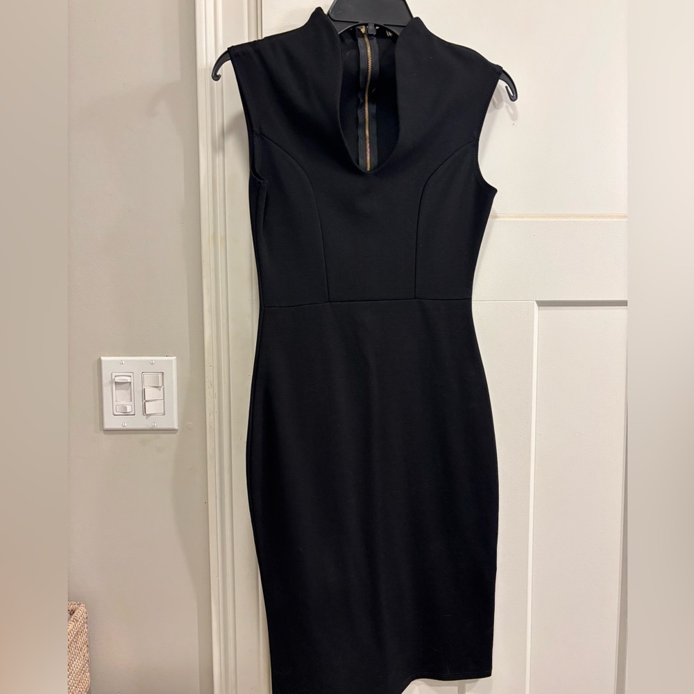 Elegant Black Sleeveless Dress